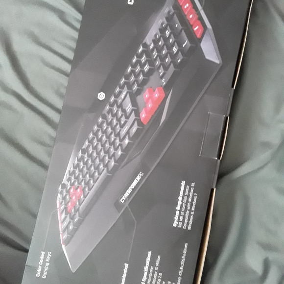 CyberPower keyboard - Picture 3 of 4